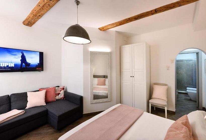 Bed and Breakfast Rooms Old Port Genova