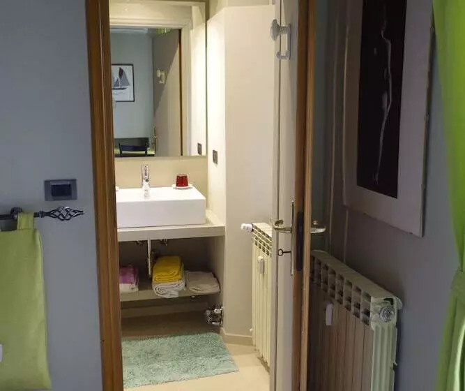 تختخواب و صبحانه Casa Crema   Porta Susa   Torino Centro