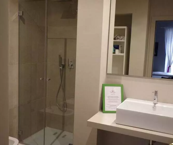 تختخواب و صبحانه Casa Crema   Porta Susa   Torino Centro