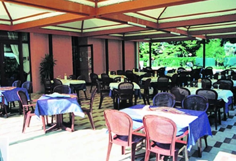 פונדק Residence Joker