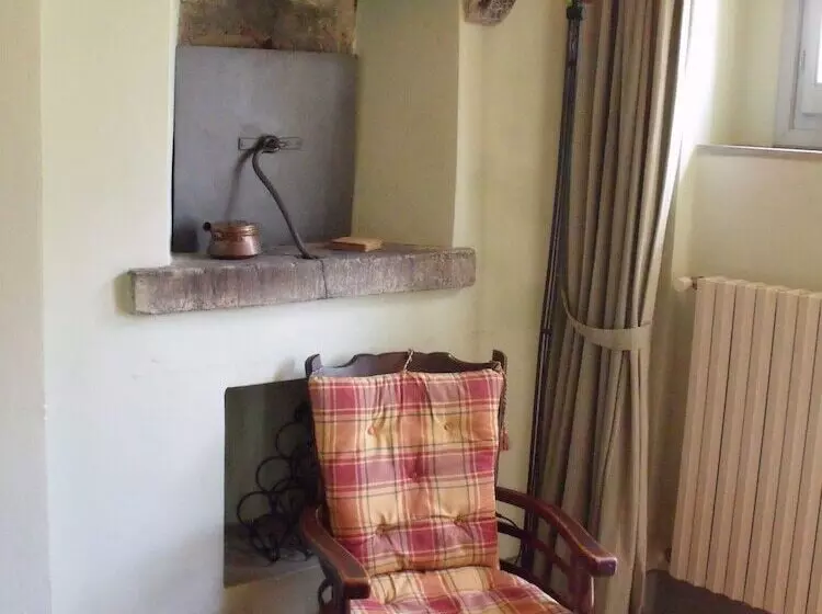 田舎風ホテル Agriturismo Montereggi
