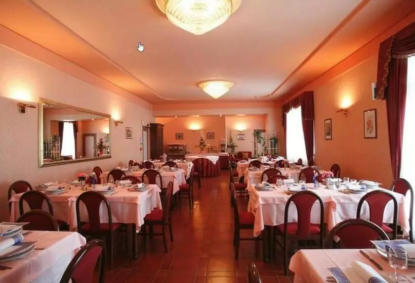 هتل Villa Rosy