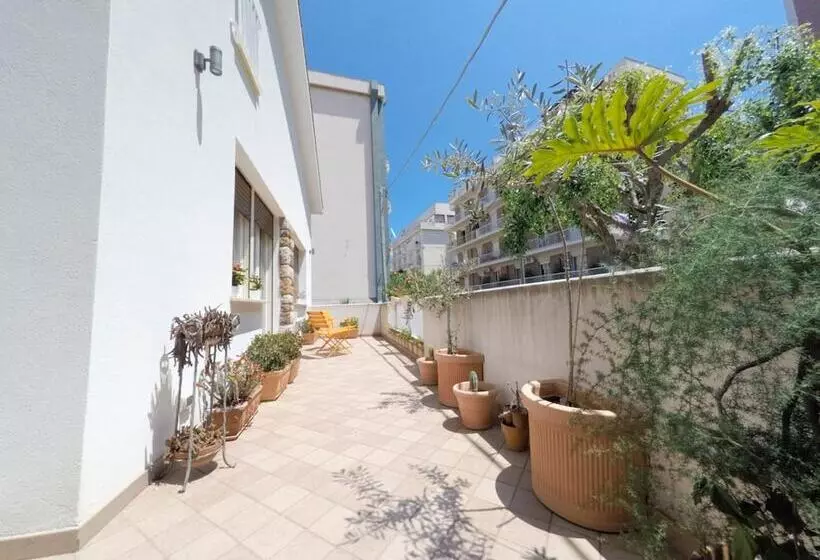Lumachella B&b