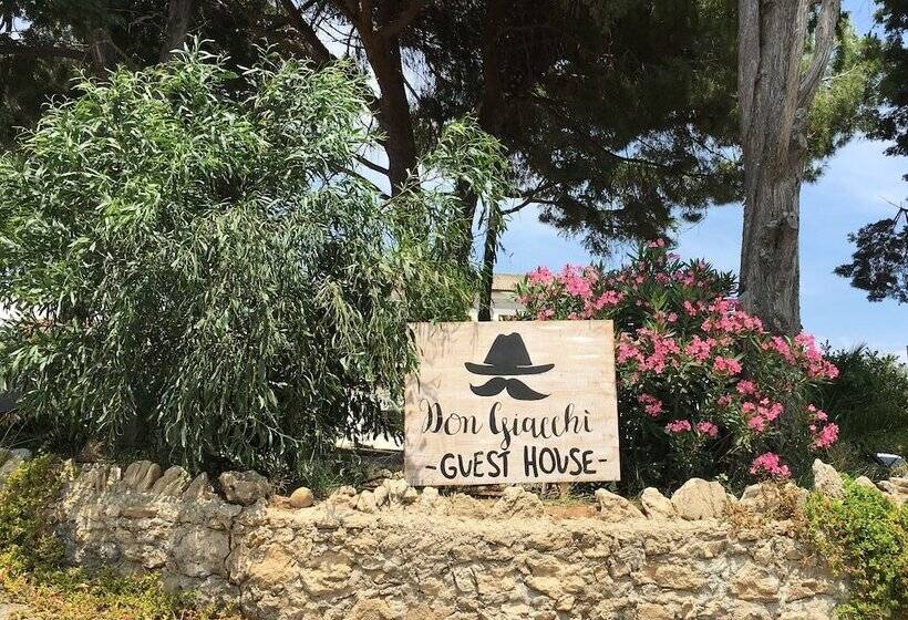 ペンション Don Giacchi Country House