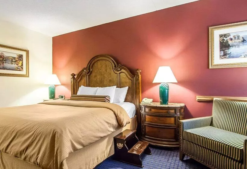 هتل Clarion Inn Branson