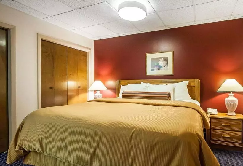 هتل Clarion Inn Branson