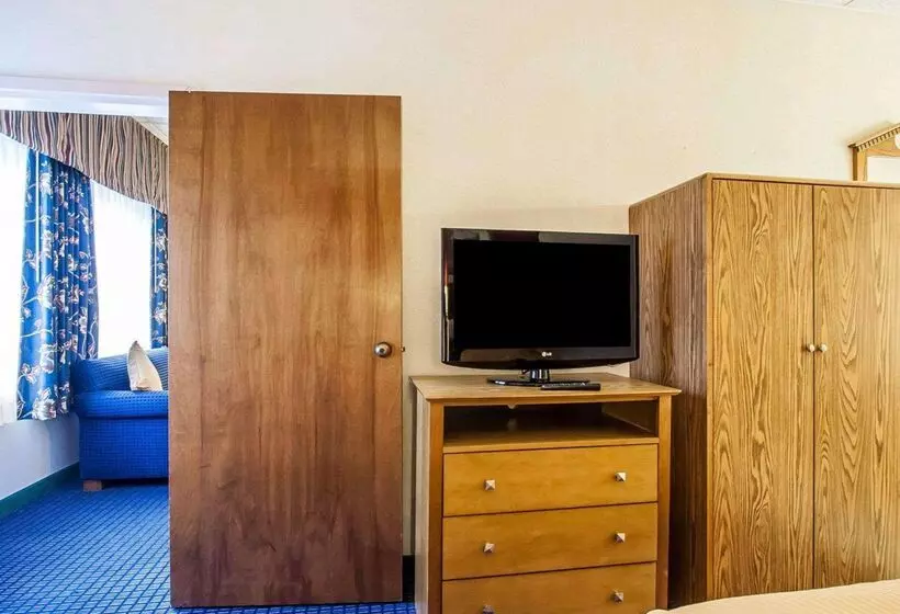 هتل Clarion Inn Branson