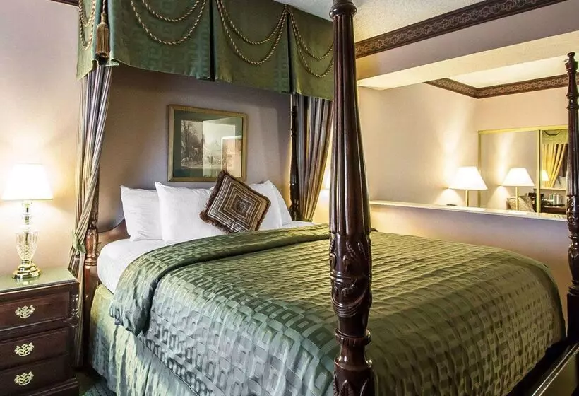 هتل Clarion Inn Branson