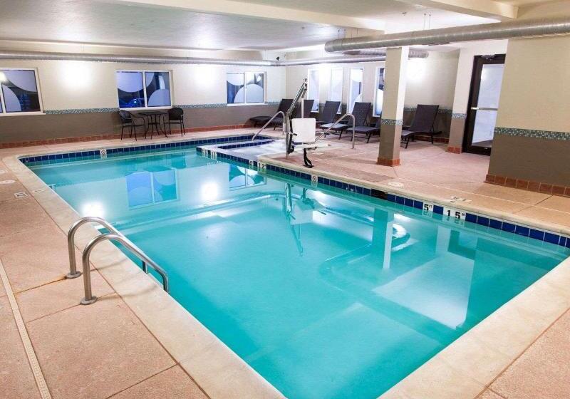 בית מלון כפרי Comfort Inn Fort Morgan