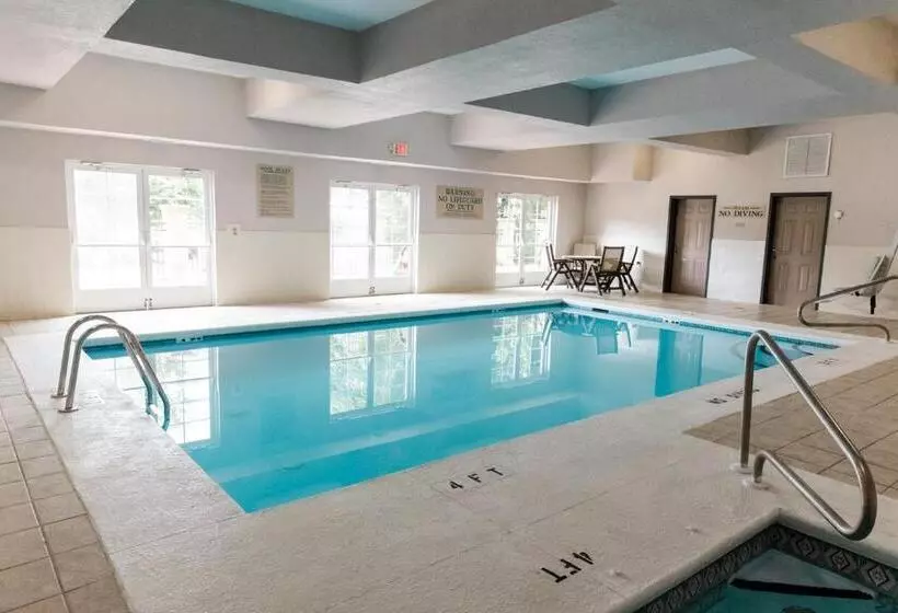 בית מלון כפרי Country Inn & Suites By Radisson, Helen, Ga