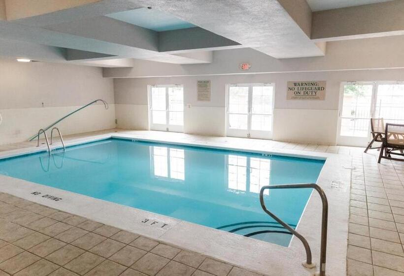 호텔 Country Inn & Suites By Radisson, Helen, Ga