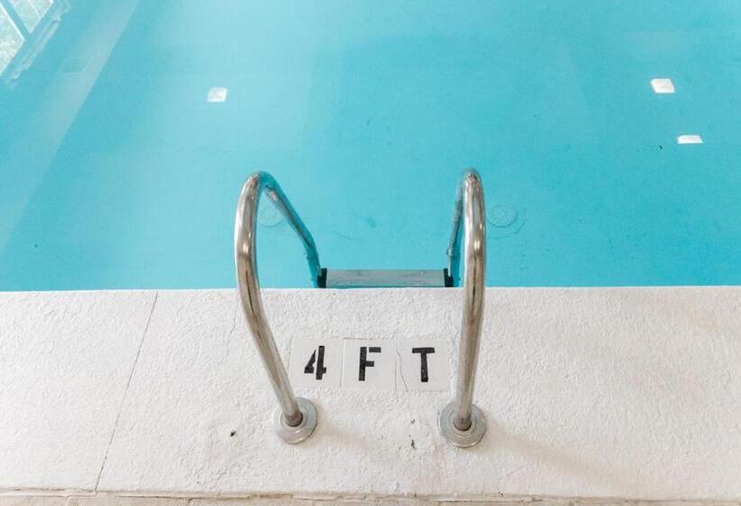 호텔 Country Inn & Suites By Radisson, Helen, Ga