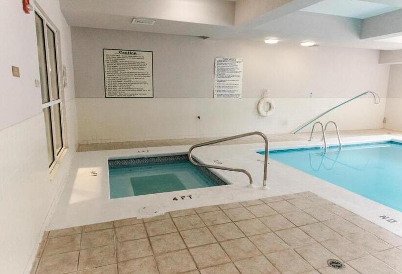 호텔 Country Inn & Suites By Radisson, Helen, Ga