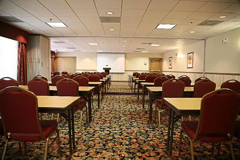 בית מלון כפרי Country Inn & Suites By Radisson, Helen, Ga