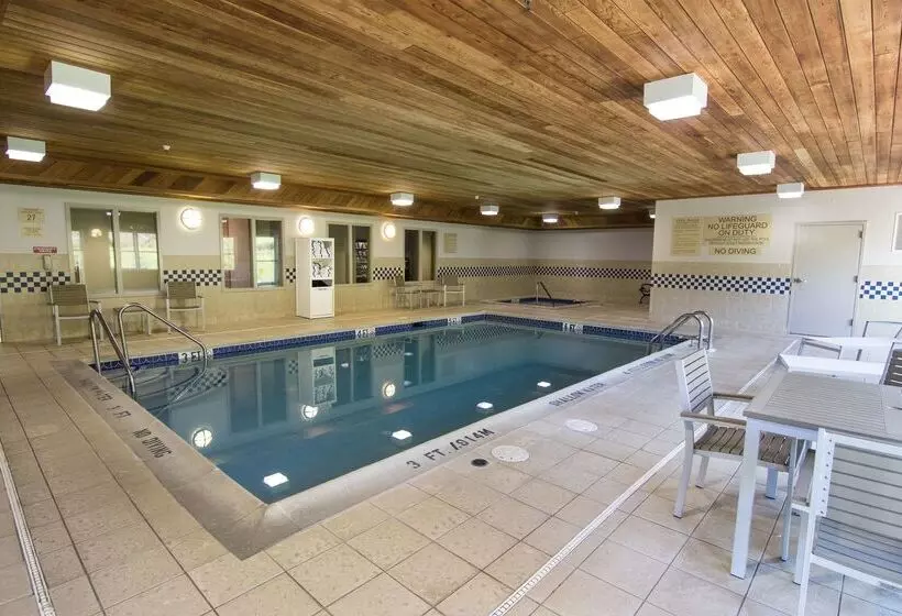 Отель Country Inn & Suites By Radisson, Lehighton Jim Thorpe, Pa
