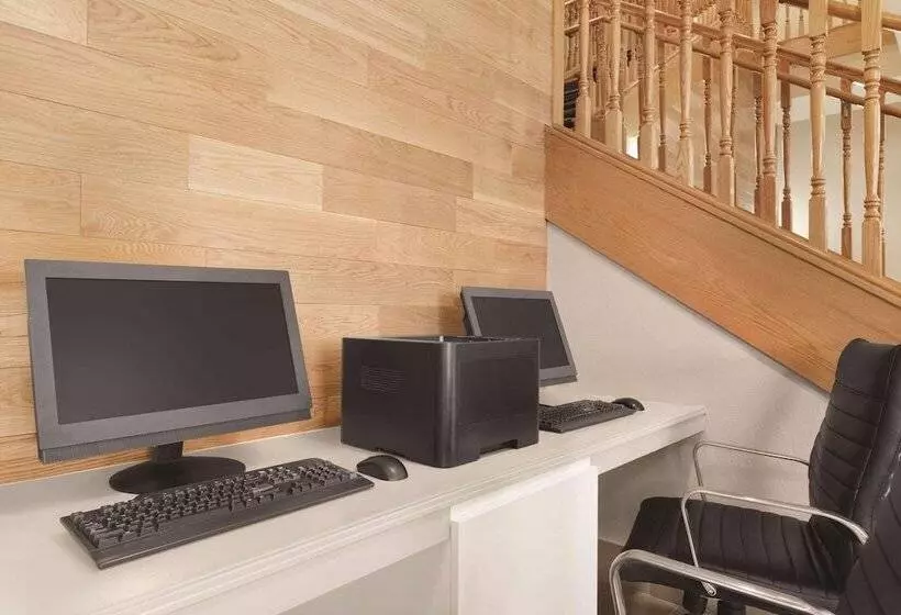 Отель Country Inn & Suites By Radisson, Orlando Airport, Fl