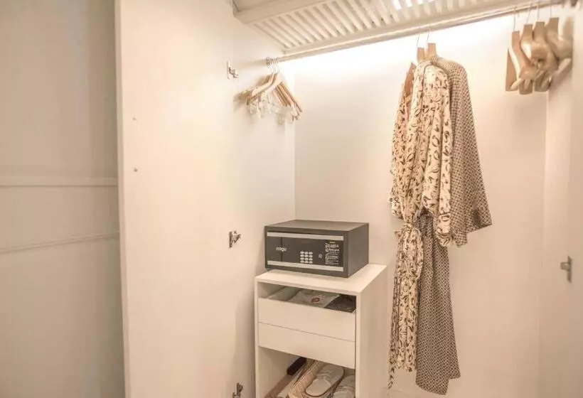 בית מלון כפרי Pantower International