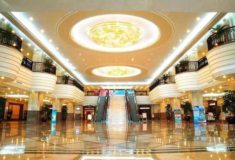 בית מלון כפרי Pantower International