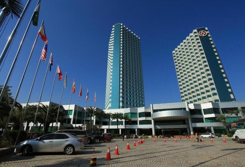 Otel Pantower International