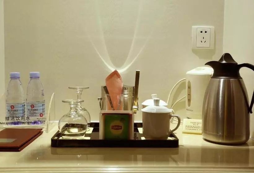 בית מלון כפרי Pantower International