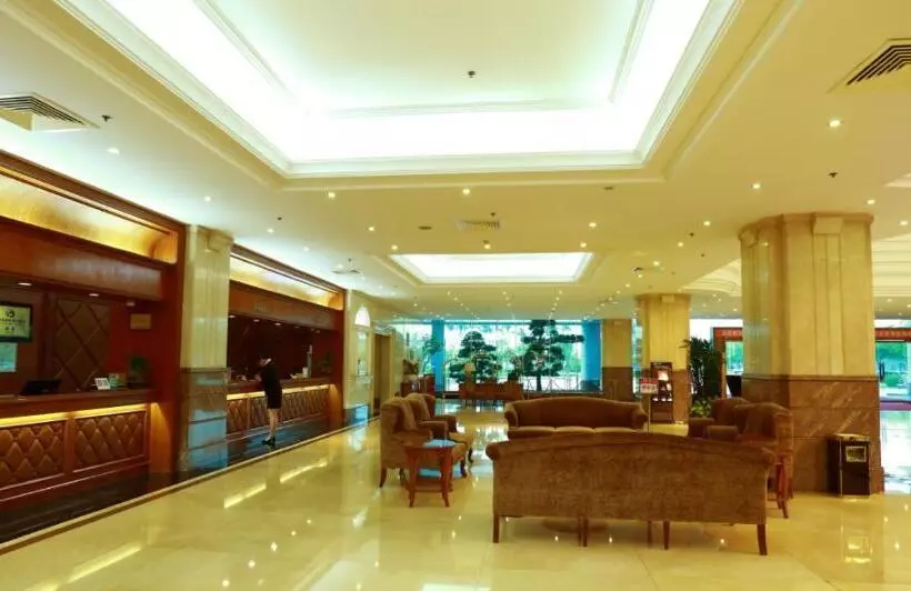 בית מלון כפרי Pantower International