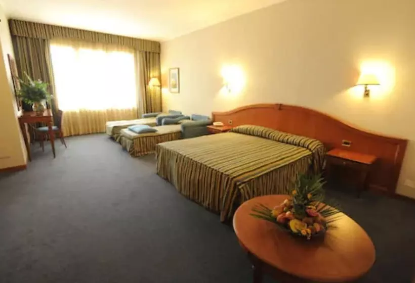 Отель President