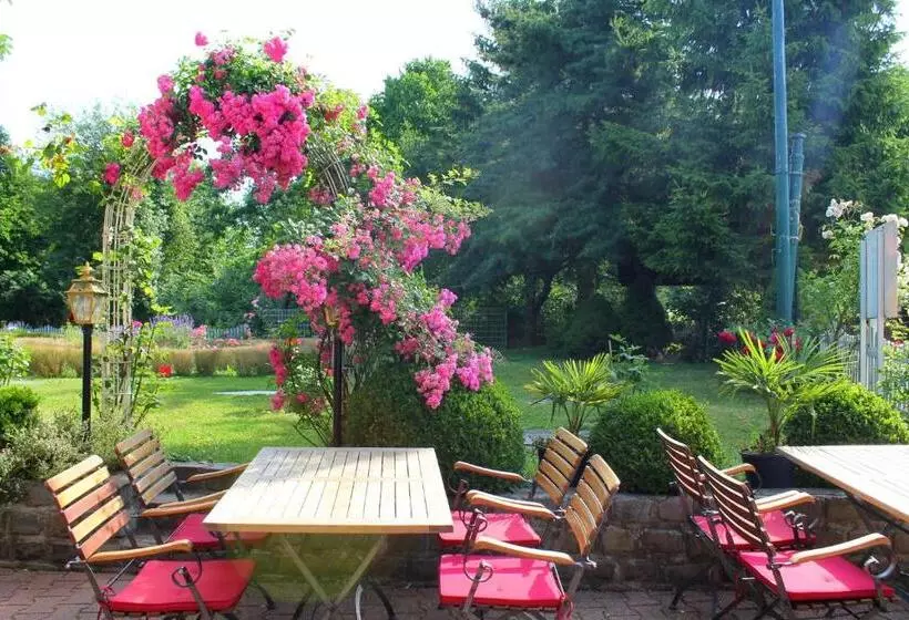 Отель Und Restaurant Eurohof