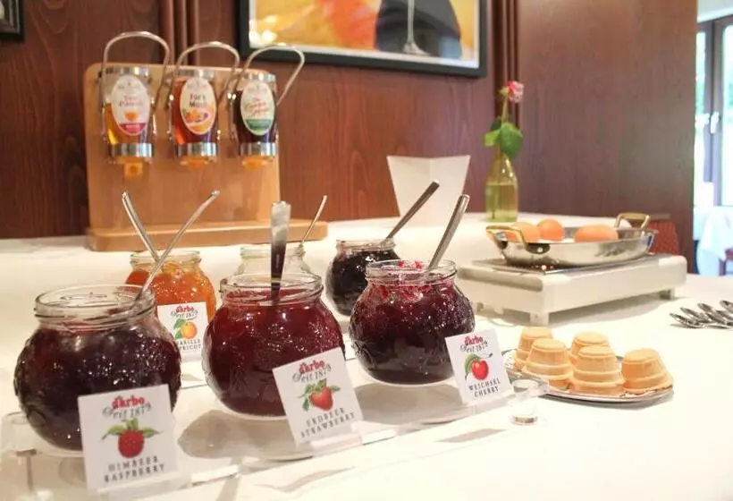 Отель Und Restaurant Eurohof