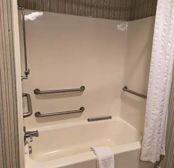 בית מלון כפרי Wingate By Wyndham