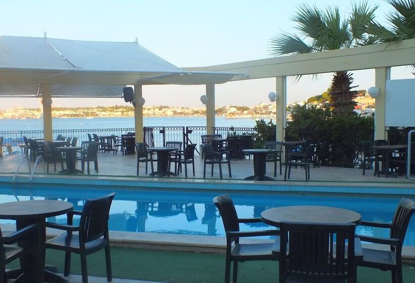 Tuntas Beach Hotel   All Inclusive