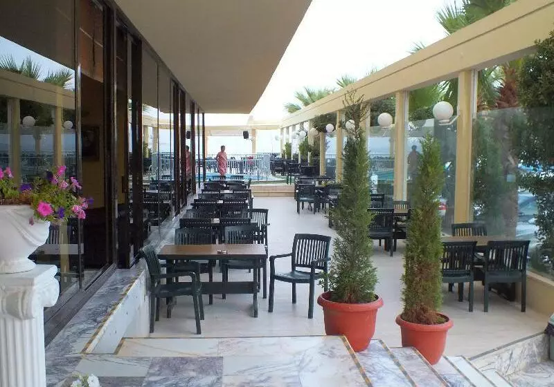 Tuntas Beach Hotel   All Inclusive