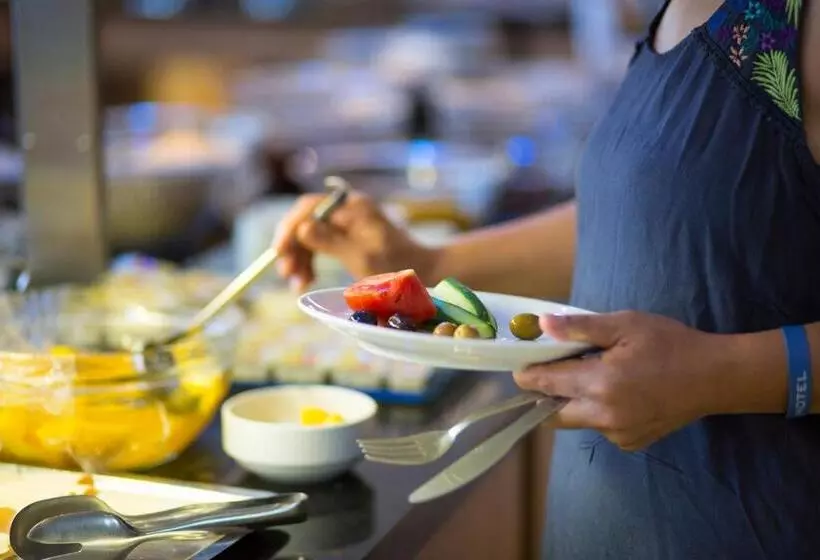 Tuntas Beach Hotel   All Inclusive