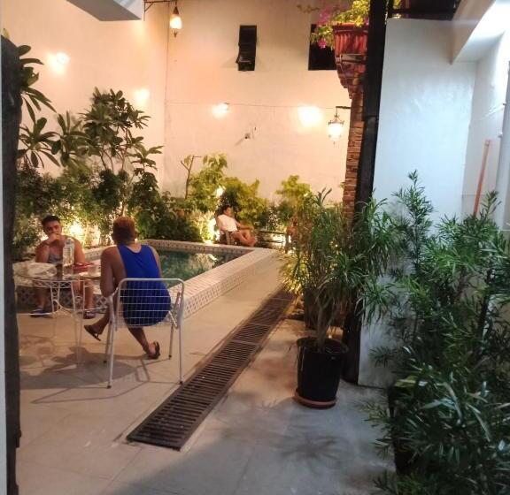 Airport Hostel Manila