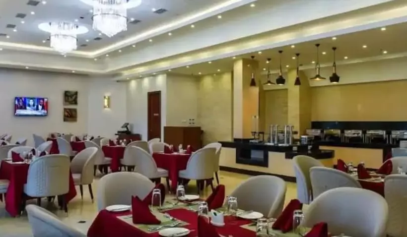 هتل Admas Grand