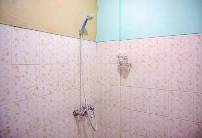 ホテル Anandianta Guesthouse Nusa Dua Redpartner