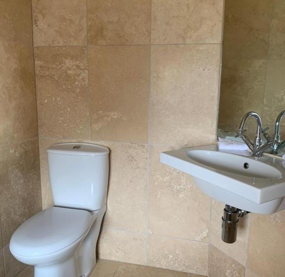 هتل The Weavers Shed