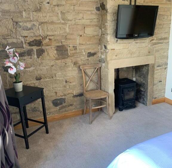 هتل The Weavers Shed