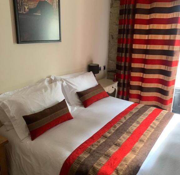 هتل The Weavers Shed