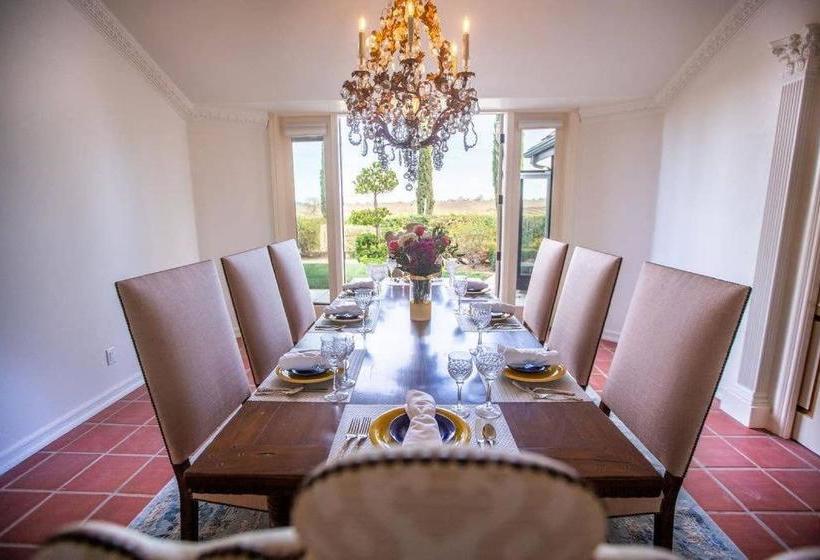 住宿加早餐 Chateau Robles Vineyard English Garden