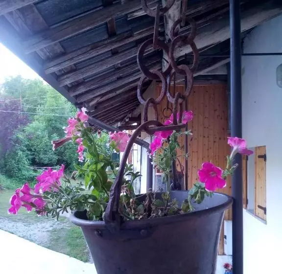 Aamiaismajoitus (B&B) Il Ciliegio Di Lurisia