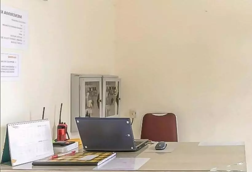 ホテル Apartemen Sentra Timur Residence   Cheap Inn Tower Orange