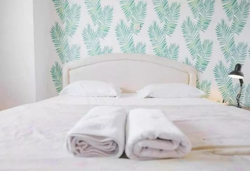 ホテル Apartemen Sentra Timur Residence   Cheap Inn Tower Orange