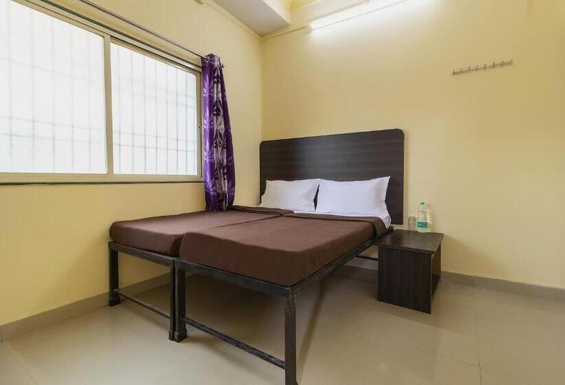 هتل Spot On Shree Gajanan