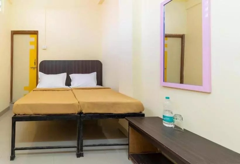 Hotelli Spot On Shree Gajanan