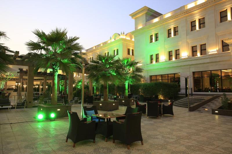 Vittori Palace Hotel And Residences