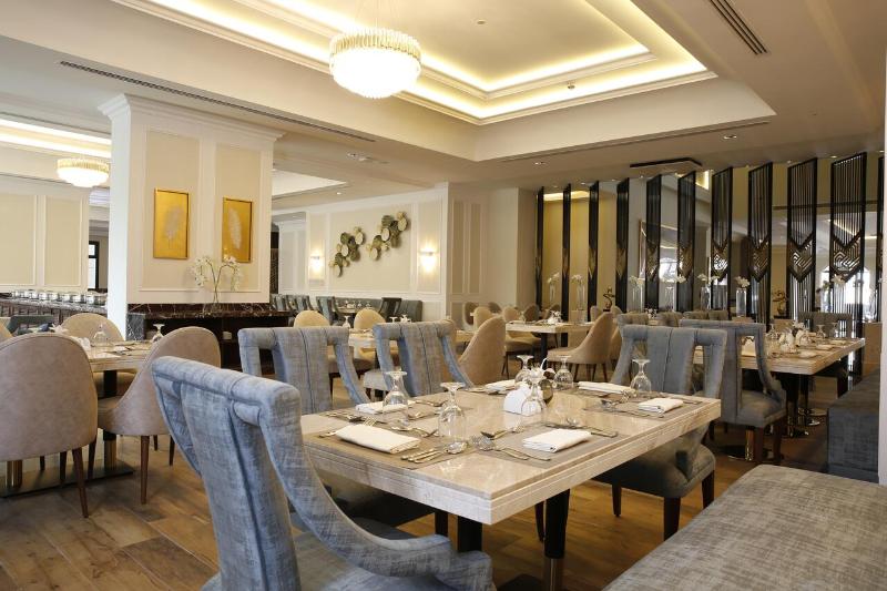 Vittori Palace Hotel And Residences