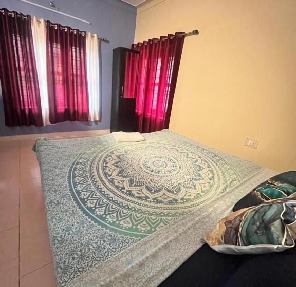 بنسيون Paradise Inn Beach Resort