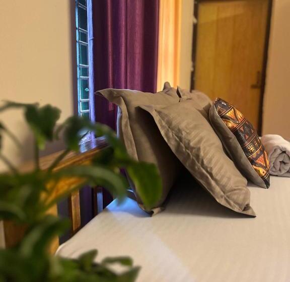 بنسيون Paradise Inn Beach Resort