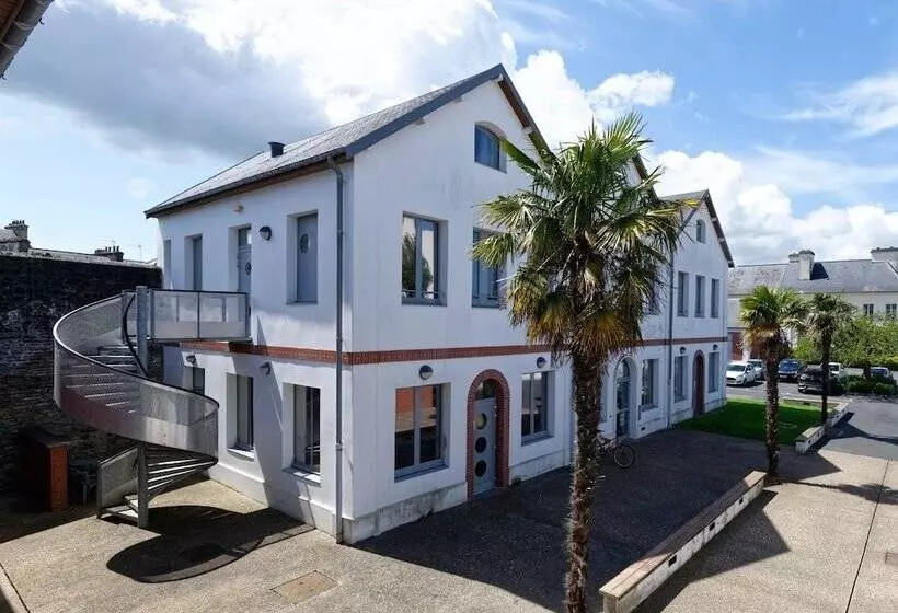 Auberge De Jeunesse Hi Cherbourg