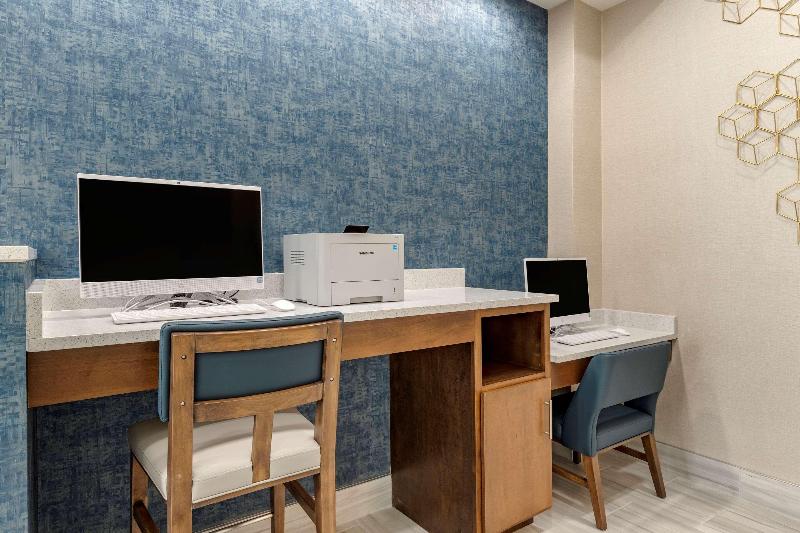 فندق Comfort Suites Greenville Airport